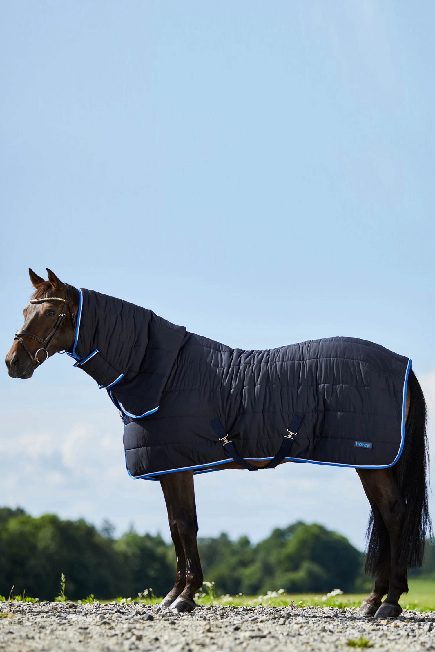 Horze Glasgow Stalldecke / Unterdecke Mit Halsteil, 150g 1 Horze Glasgow Stalldecke / Unterdecke Mit Halsteil, 150g