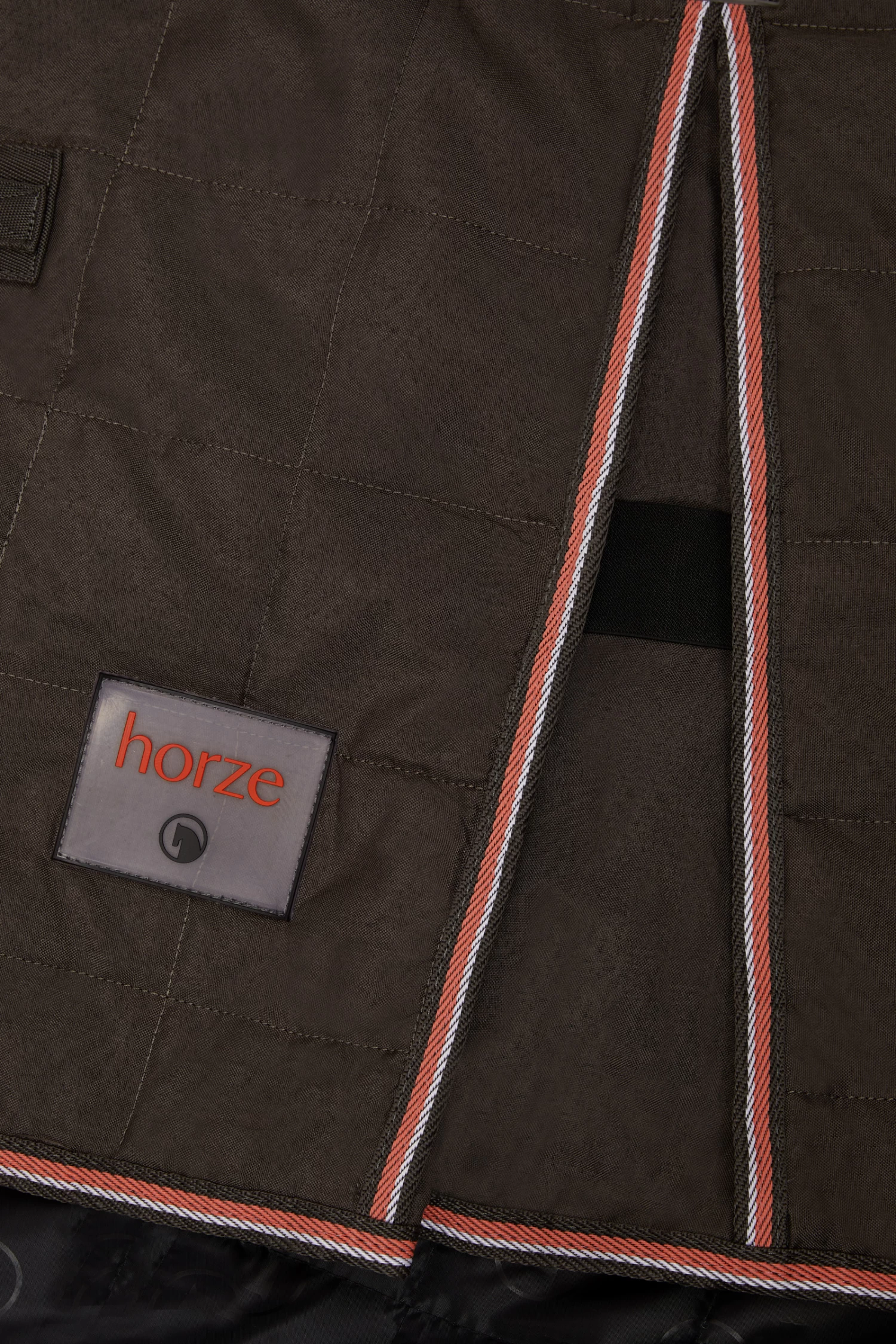 Horze Lucerne Stalldecke, 150g 4 Horze Lucerne Stalldecke, 150g – Bild 4