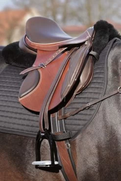 Kavalkade Sattelkissen M.med.Lammfell, Mit Taschen -Reitsportbedarf 308291 BL 5