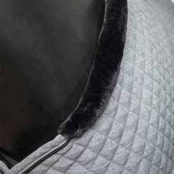 Back On Track Haze Kollektion Gesteppte Stalldecke, 200g (125-135cm) -Reitsportbedarf 333191 G 3