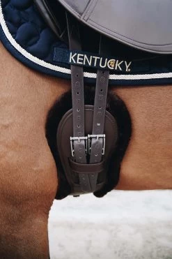 Kentucky Horsewear Anatomischer Lammfell Gurtschoner -Reitsportbedarf 338010 BR 2
