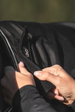 Back On Track Obsidian Weidedecke, 300g -Reitsportbedarf 345232 BL 05